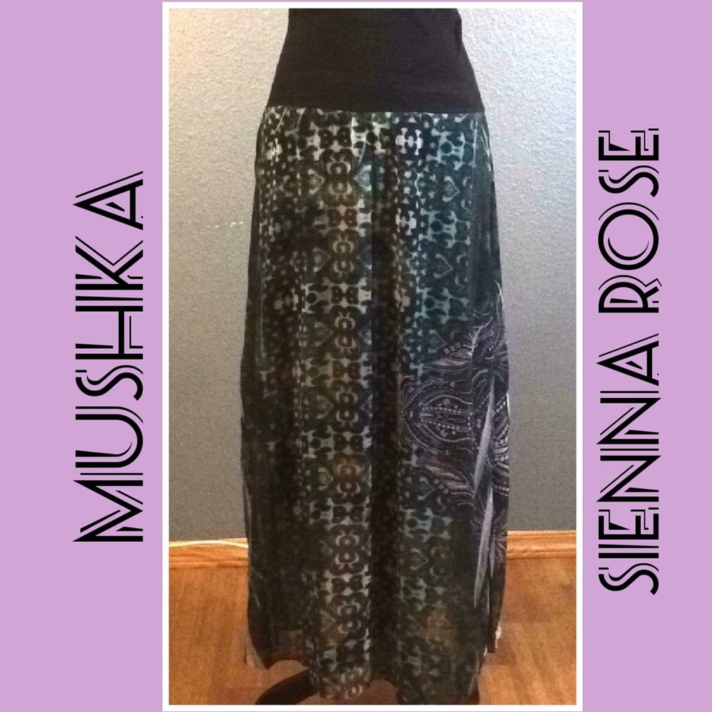 Mushka by Sienna Rose skirt/excellent condition.
